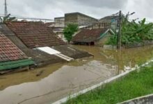 Sekarang perumahan Total Persada dan Periuk Kota Tangerang, sudah muali surut.