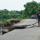 Jalan Raya Desa Tanjung Burung Amblas, Desa Tanjung Burung Kec. Teluknaga Kab. Tangerang