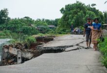 Jalan Raya Desa Tanjung Burung Amblas, Desa Tanjung Burung Kec. Teluknaga Kab. Tangerang