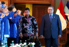 Para Pengamat politik Ninoy Karundeng memprediksi kongres luar biasa (KLB)