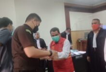 Pemilikan sabu sabu 200 kilo gram di tuntut mati oleh jaksa penuntut umum Samsul Sh dan Neisa Sabrina SH