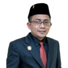 KEDUA, PADA SAAT TENDER PEMBORONG MENYETUJUI SPESIFIKASI STANDAR