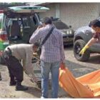 Sakit hati lamaranya di tolak DS bakar mantan pacarnya SZ. Di bantu US 42 tahun.