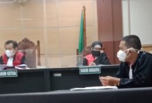Covid akirnya disidangkan di pengadilan negeri Tangerang.