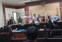 Darmawan mavia tanah Cipondoh di tuntut 3 tahun penjara,