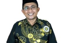 Ketua DPRD Kota Tangeran Saat Pemasang pipa PDAM harus sesuai Penyambangan