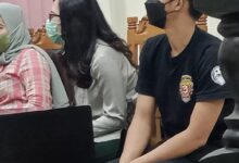 Prostitusi online 1 hari bisa melayani 5 laki laki orang, satu hari dapat 3,5 juta