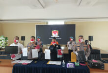 TGL dan G di gelandang ke Mapolresta Tangerang Polda Banten, Tertangkap TGL dan G kini di amankan satu orang tersangka