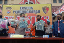 Dua orang pelaku pemerkosaan di tangkap oleh kesatuan Reserse Kriminal Polres Serang Kota Polda Banten menangkap