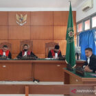 Delapan terdakwa narkoba dengan barang bukti 201 kilogram lolos dari hukuman mati setelah majelis hakim