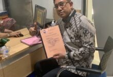 Mayjen Muchdi PR menyerahkan memori kasasi partai berkarya di PTUN Jakarta