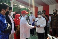 HUT ke – 76 PMI Kota Tangerang Lantik Relawan