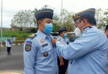 Dua pegawai Lapas Kelas IIA Cilegon Dapat Penghargaan Satyalencana Karya Satya dari Jokowi