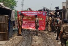 Pemda Kota Mulai menyegel TPA yang di bangun oleh Masyarakat, di segel. Pihak Pengelola TPA tandingan