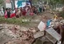 Dua pekerja saluran air Taman Royal 1 dan 3 terkubur hidup hidup reruntuhan tembok pagar