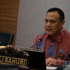 Pihak KPK saat menangkap para Penjabat Kabupaten Hulu Sungai Utara, belum bisa menjelaskan