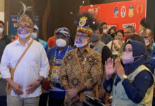 Mentri Olahraga Johnny G. Plate, meminta pastian pada Gubenur Papua tentang Infrastruktur