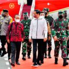 Tiba di Papua, Presiden disambut Tarian Selamat Datang