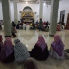 Warga perum Rajeg City memperingati maulid Nabi 1496 tahun.