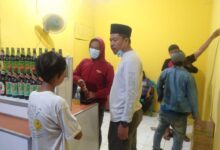 Kades Patrasana : Gerebek Warung Penjual Miras Oplosan Berkedok Kios Jamu