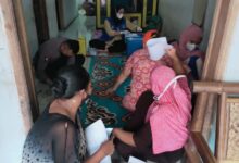 Jajaran Polsek Kresek Gandeng Ormas Pendekar Banten Gelar Vaksinasi Mobile, Sasar Kaum Lansia dan Penyandang Distabilitas