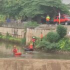 TIM SAR GABUNGAN OPTIMALKAN PENCARIAN KORBAN HANYUT DI KALI CIPINANG