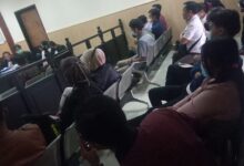 Heboh di ruang sidang JPU dan pengacara minta di panggil saksi (polisi)perbalisan