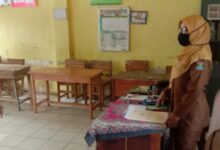 Camat Kresek, “Blusukan” Cek Sejumlah Sekolah Yang Mengelar PTM