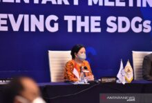 Puan Maharani Ketua DPR RI, mulai memperhitungkan Vaksinasi.