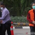 KPK memeriksa Azis Syamsuddin sebagai tersangka dalam kasus dugaan pemberian suap pencairan anggaran DAK