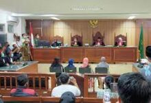 Memang biadap orang tua laki, anaknya sendiri di kawinin orang tua macam apa itu