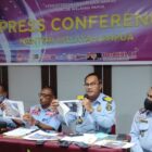 Diduga Warga China mulai membuat kerusuhan di papua, karena kurang ketatnya para beacukai di bandara