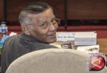 Romli Atmasasmita UU Cipta kerja perlu ada beberapa yang harus di revisi, namun uji kopentensi perlu