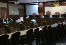 Setelah Edi Tansil Kabur mau di hukum mati, kini sejarah mencatat Heru Hidayat dijatuhui hukuman mati