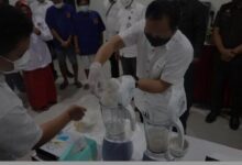 Polda Banten musnahkan Barang bukti narkotika jenis sabu sabu dengan cara di belender.