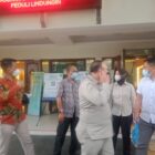PULUHAN ANGGOTA POLRESTA TANGERANG DAN POLDA BANTEN GERUDUK PN TANGERANG, ADA APA?