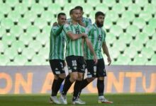 Real Betis juga berharap pada rekan-tekan dalam bek kanan, kekiri itu harus kompak
