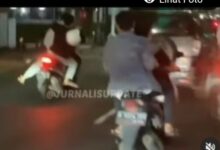 DOR DOR DOR suara tembakan dari mobil polisi. Woy maling, maling, maling! Ini mobil maling!