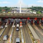 Jalan Tol bangkit setelah 2 tahun tidur, karena pembayaran sampai tanggal 05 Januari 2022, masi ramai