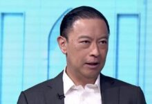 Thomas, untuk berdebat di arena di TV jangan banyak menyeleneh, jutaan orang nonton.