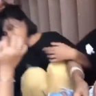 Minta aparat polisi tangkap wanita yang beredar di Vidio yang lagi kekerasan terhadap temannya.