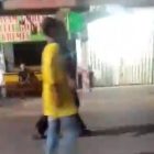 Diduga pemuda tanggung ini saat 3 hari mau menjelang Idul Fitri 1445 H / 2024 ini sangat terganggu para pengendara bermotor.