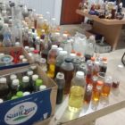 Pati polri berpangkat brigjen bekingi pabrik oli palsu Setatus tersangka pabrik masih oprasi ketika di sidak.