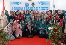 Peringati hari ibu Kartini gelar feshion show desa Mejayan.