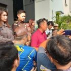 Kejaksaan negeri kota Tangerang tahan mantan karyawan pt Telkom embat uang pelanggan 1,9milyar.