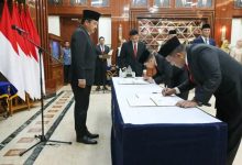 Menko Pulhukan tak main-main, semua di tertibkan yang Server ada di Indonesia di kenakan UU ITE dan Siber.