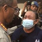 Neneng (48) abaknya di suruh hubungan badan dengan pria lain.