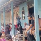 Warga Sukatani Mekarsari Curhat Soal Pengangguran, Ini Solusi Bacalon Walikota Tangerang, Helmy Halim.