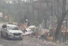 Banyak para kendaraan yang menujuh ke puncak Bogor sering macet, kini pihak Pemprov warung di bersihkan.