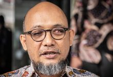 Nopel Baswedan sekitsr 12 orang anggota Penyidik KPK ikut main judi online  pecat saja.